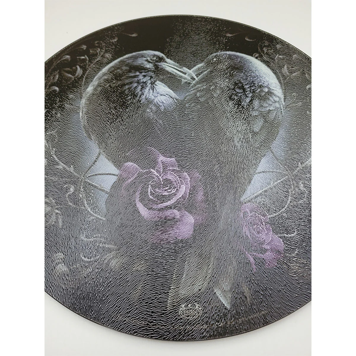 RAVEN HEART - Glass Chopping Board (Circular) - Image 3